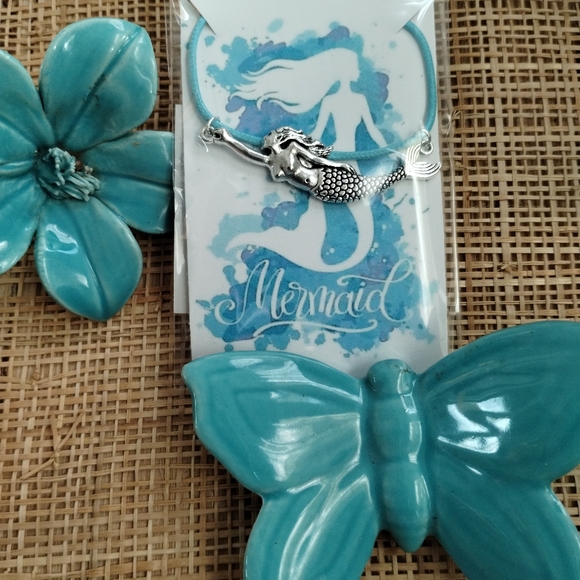 New in package Mermaid Necklace - Picture 9 of 14